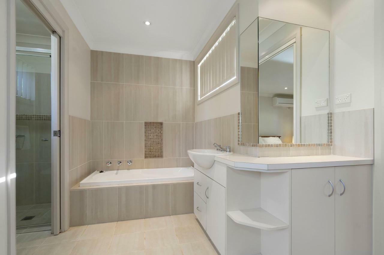 Harmony House Bateau Bay Exterior photo